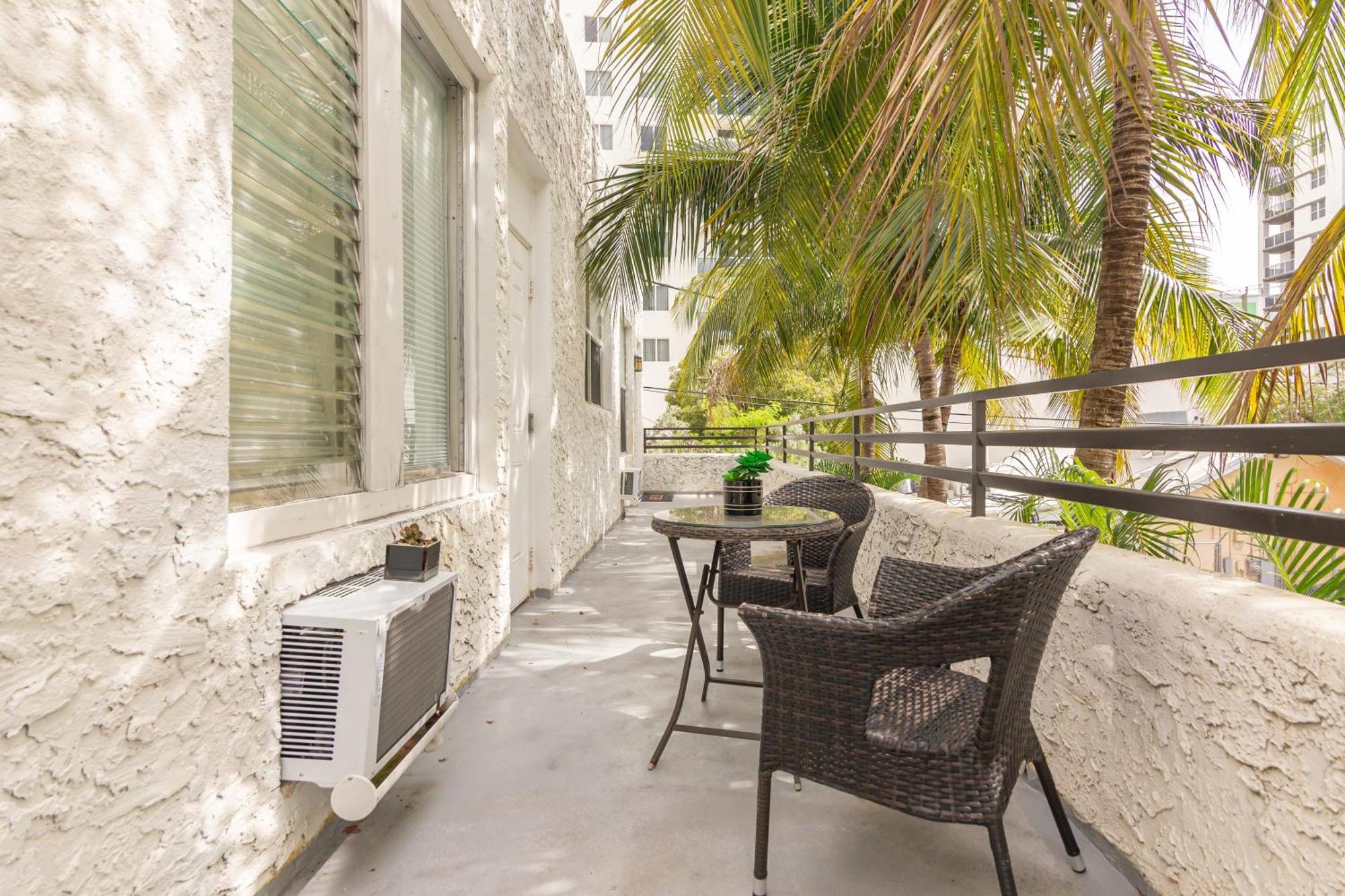 Home Miami Midtown - Wynwood Area With Balcony - Art District Near Beach Екстер'єр фото